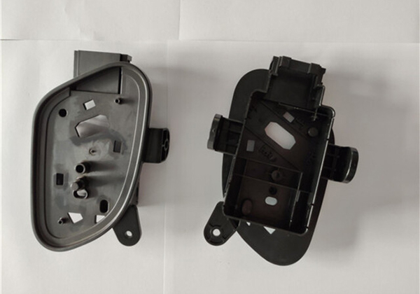 汽(qi)車模具(ju)